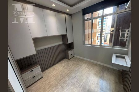 5_photo/94dce40d17.d505c9d9834fda44-ATLAS-893adc2a-8cde-4d9c-b32a-5ff818da20de.jpg de apartamento para alugar com 2 quartos, 72m² em Centro, Curitiba