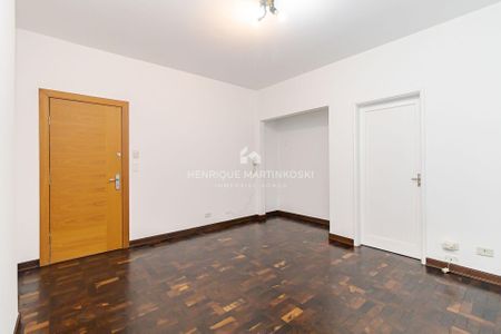 7_photo/94dce40d2f.c704e680e86dd158-ATLAS-6ca043da-8429-476f-83ea-8a3f18dd3ed2.jpg de apartamento à venda com 2 quartos, 97m² em Centro, Curitiba