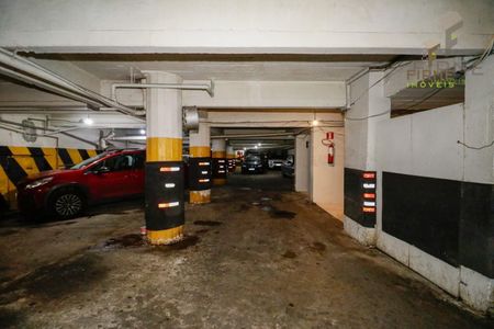 26_photo/94dce40d33.9dd97b5b7211c87f-ATLAS-89e58f0f-e957-45ad-bb8b-2589e2bec2d8.jpg de apartamento à venda com 3 quartos, 125m² em Centro, Curitiba