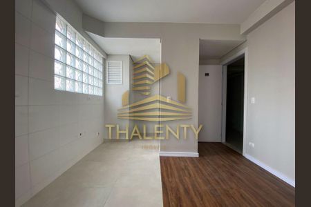 6_photo/94dce40d3f.2fed7e95ddef69d8-ATLAS-3a6c6e1b-58b7-440d-a56c-5e0e2ca9dbdb.jpg de apartamento à venda com 1 quarto, 36m² em Centro, Curitiba