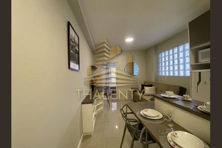 3_photo/94dce40d3f.2fed7e95ddef69d8-ATLAS-ef909422-18bc-4897-acc6-e52a93e64fca.jpg de apartamento à venda com 1 quarto, 35m² em Centro, Curitiba