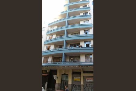 3_photo/94dce40d4b.826aa08d214c4ef3-ATLAS-29a75440-3e46-4beb-b8a8-e1acd379ab5e.jpg de apartamento à venda com 2 quartos, 35m² em Centro, Curitiba