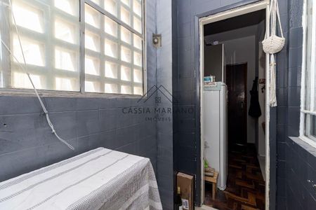 13_photo/94dce40d4d.01e58fe0f594459a-ATLAS-daa12f29-a0ee-4da9-9ee4-29ff9d79de77.jpg de apartamento à venda com 2 quartos, 46m² em Centro, Curitiba