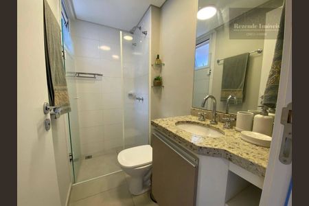 3_photo/94dce40d6b.4af185dc4d410b19-ATLAS-2273c91c-d43e-440f-b472-541636d2e8a6.jpg de apartamento à venda com 1 quarto, 37m² em Centro, Curitiba