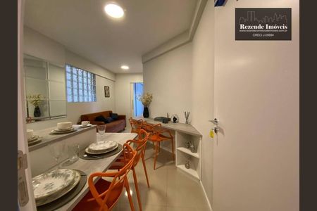 3_photo/94dce40d6b.4af185dc4d410b19-ATLAS-3d3b636f-0a3d-463d-bb46-9787d2a4b900.jpg de apartamento à venda com 1 quarto, 37m² em Centro, Curitiba