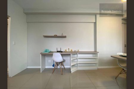 14_photo/94dce40d6b.4af185dc4d410b19-ATLAS-8397e64c-ed42-4a5b-adf3-cfe3f51f2bdc.jpg de apartamento à venda com 1 quarto, 37m² em Centro, Curitiba