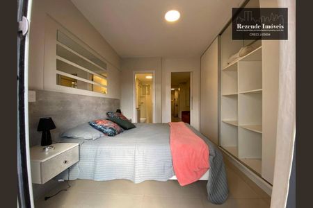 7_photo/94dce40d6b.4af185dc4d410b19-ATLAS-c2cdfdf4-fdcd-4d17-a98d-5d3d703e11da.jpg de apartamento à venda com 1 quarto, 37m² em Centro, Curitiba