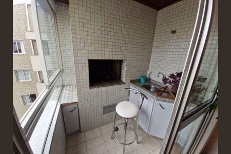 8_photo/94dce40d87.7d01d2ab176dea69-ATLAS-a38d0fb6-4bd7-480c-9c69-ceed9ff86793.jpg de apartamento à venda com 3 quartos, 128m² em Centro, Curitiba