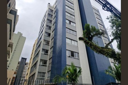 2_photo/94dce40d87.7d01d2ab176dea69-ATLAS-df7afef0-86fd-4b5f-b1fc-4722b6eeef1b.jpg de apartamento à venda com 3 quartos, 128m² em Centro, Curitiba