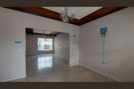 4_photo/94dce40dc9.fc71c6367f0f28fd-ATLAS-a714811f-93d3-41ea-940d-7d949a14d40c.jpg de casa à venda com 6 quartos, 311m² em Centro, Curitiba