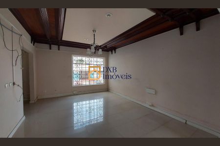 10_photo/94dce40dc9.fc71c6367f0f28fd-ATLAS-b3b8ce1d-a7ac-4b60-a1d9-da030a46d811.jpg de casa à venda com 6 quartos, 311m² em Centro, Curitiba