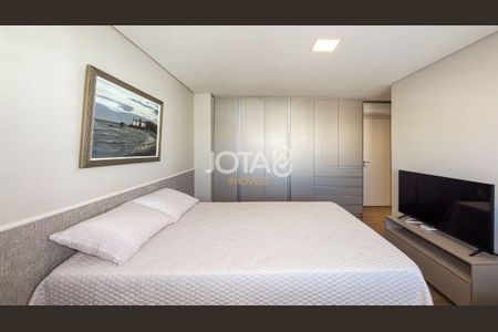 23_photo/94dce40ebf.23351eba74f1df34-ATLAS-8372648a-02bc-4cc0-99bf-bb38aed2081d.jpg de apartamento à venda com 4 quartos, 164m² em Bigorrilho, Curitiba