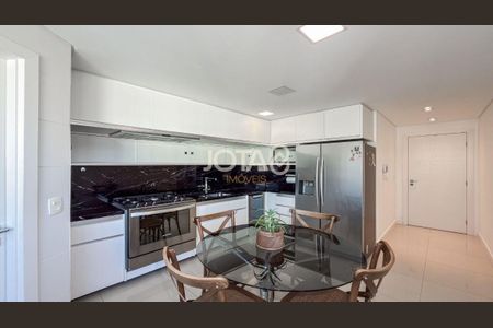 11_photo/94dce40ebf.23351eba74f1df34-ATLAS-8a802cb3-81bc-4b81-94d4-d1a8f3dd7930.jpg de apartamento à venda com 4 quartos, 164m² em Bigorrilho, Curitiba