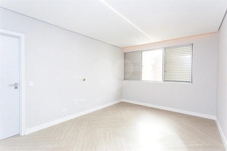 12_photo/94dce40ed9.f279df7ab7105e24-ATLAS-6d22e39b-059d-4644-92a2-4c3a6677268e.jpg de apartamento à venda com 4 quartos, 760m² em Bigorrilho, Curitiba