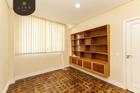 26_photo/94dce40f45.d0e58ee7b703e394-ATLAS-cffedf10-9abc-4270-a40c-e1fa05be22f2.jpg de casa à venda com 13 quartos, 730m² em São Francisco, Curitiba