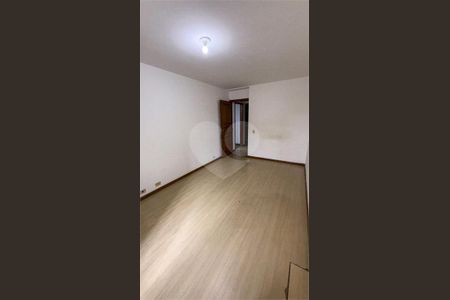 29_photo/94dce40fb3.5b12b8003dd60bb3-ATLAS-ffed8345-4eab-4dfe-8a97-8c638581229e.jpg de apartamento à venda com 3 quartos, 45m² em São Francisco, Curitiba