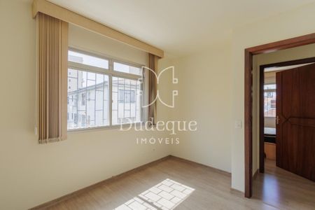 16_photo/94dce40fb9.906020ab0bc1df8b-ATLAS-8ef03359-4b4d-4f3f-91f6-53185c8e778c.jpg de apartamento à venda com 3 quartos, 102m² em Centro, Curitiba