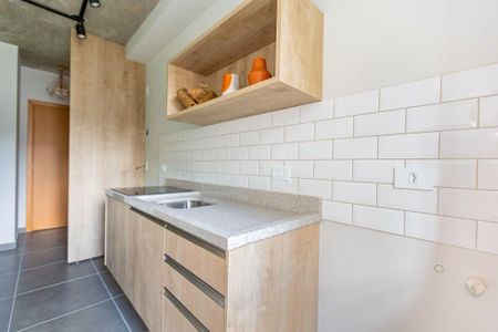 8_photo/94dce4101f.adbb37f92a381176-ATLAS-4e8c02a5-99e4-466d-82ed-44b7dac1f00b.jpg de apartamento à venda com 2 quartos, 41m² em São Francisco, Curitiba