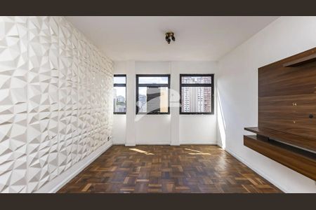 2_photo/94dce410bb.52c59c0786f5d273-ATLAS-cf20c8d9-3ff3-451c-943d-21e2d35be623.jpg de apartamento para alugar com 2 quartos, 71m² em Centro Cívico, Curitiba