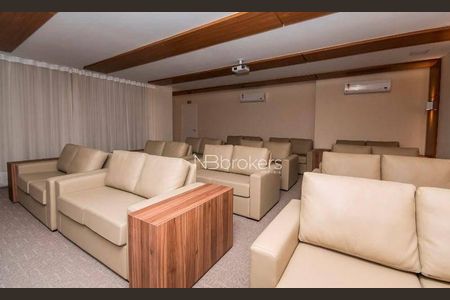 3_photo/94dce41139.9b9a95989c8e7fd0-ATLAS-13fb4b6d-3bd0-4391-98ca-9e0ab794ac57.jpg de apartamento à venda com 2 quartos, 64m² em Centro Cívico, Curitiba