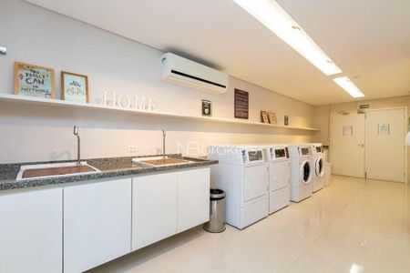 9_photo/94dce41139.f7323da6d7eed471-ATLAS-c8163b9f-decd-479a-8dcb-25de7e19b68c.jpg de apartamento para alugar com 1 quarto, 35m² em Centro Cívico, Curitiba