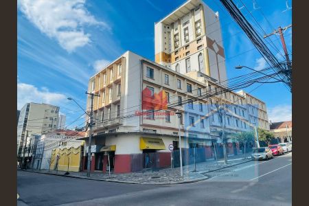 39_photo/94dce41179.dc641e9d133b394b-ATLAS-d98d3bfc-9e2d-41f2-a36d-129558e16422.jpg de apartamento à venda com 2 quartos, 48m² em São Francisco, Curitiba