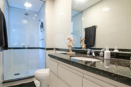 11_photo/94dce4127b.aafc750051720c32-ATLAS-2cb2ca78-e3ca-4e99-acdf-08dab53c34a7.jpg de apartamento à venda com 3 quartos, 109m² em Centro, Curitiba