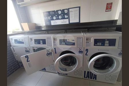 32_photo/94dce412cf.aafc750051720c32-ATLAS-3b2dd02d-6534-4d36-9540-2d48dd59bbd5.jpg de apartamento à venda com 1 quarto, 25m² em Parolin, Curitiba
