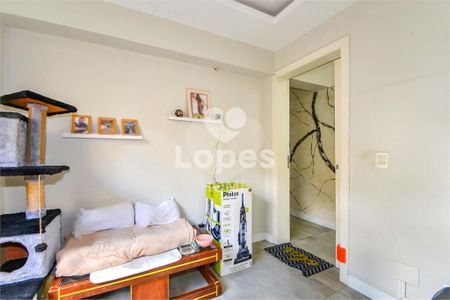 6_photo/94dce412fb.7066937cd636288e-ATLAS-df70e4c3-9bd2-4c4c-8816-d141d0aa88e6.jpg de apartamento à venda com 4 quartos, 136m² em Centro, Curitiba