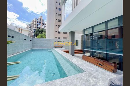 4_photo/94dce412fb.ceff8192393c33de-ATLAS-2ea518e2-2ca4-4aa8-966d-299f8ec624f4.jpg de apartamento à venda com 3 quartos, 194m² em Centro, Curitiba