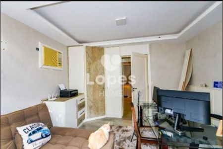 12_photo/94dce412fb.ceff8192393c33de-ATLAS-4a492bd6-eb82-45c7-bbc1-fdbc3acd708c.jpg de apartamento à venda com 4 quartos, 136m² em Centro, Curitiba