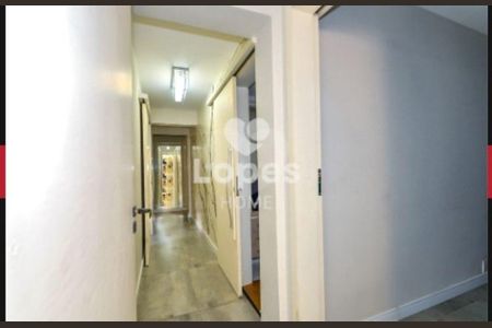 19_photo/94dce412fb.ceff8192393c33de-ATLAS-d0eb1b70-363f-4d1e-bbe1-2533b0600ce1.jpg de apartamento à venda com 4 quartos, 136m² em Centro, Curitiba