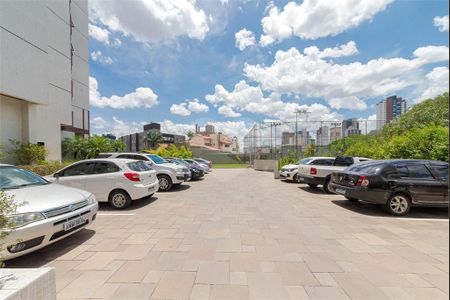 17_photo/94dce412fb.e6e1c947b02cf8fb-ATLAS-36b17e7e-b2a6-49c8-8d0c-28122d3cb9e1.jpg de apartamento à venda com 4 quartos, 304m² em Centro, Curitiba