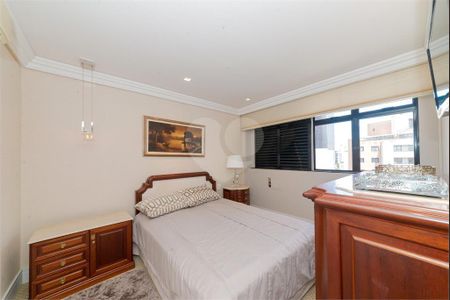 16_photo/94dce412fb.e6e1c947b02cf8fb-ATLAS-71157eb8-6a66-435c-b8d7-c49a63628da1.jpg de apartamento à venda com 4 quartos, 304m² em Centro, Curitiba