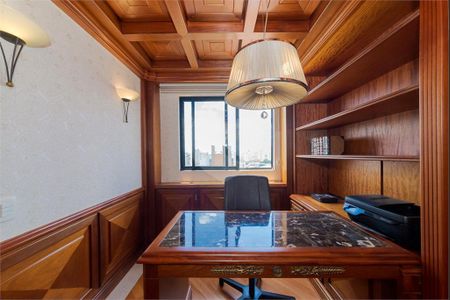 49_photo/94dce412fb.e6e1c947b02cf8fb-ATLAS-a1487a70-5fb4-4d8b-aafa-5f192902b1f3.jpg de apartamento à venda com 4 quartos, 304m² em Centro, Curitiba