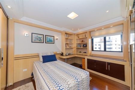 40_photo/94dce412fb.e6e1c947b02cf8fb-ATLAS-edb37293-e956-406f-9def-0c626c5d95cb.jpg de apartamento à venda com 4 quartos, 304m² em Centro, Curitiba