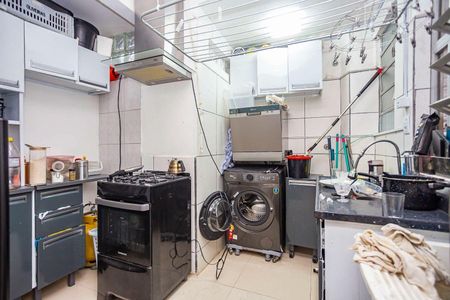 4_photo/94dce41319.2f15d505e37c7ac5-ATLAS-aed00c22-bb41-416c-aab7-29c8d291c0a6.jpg de apartamento à venda com 3 quartos, 103m² em Centro, Curitiba