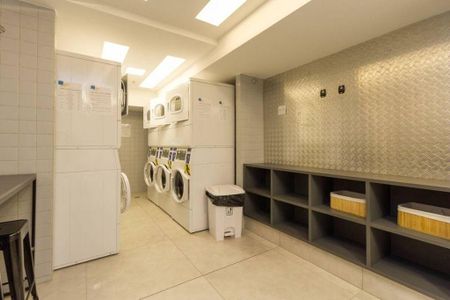 9_photo/94dce41359.0b0e775dbfcd3b24-ATLAS-1da93b14-ed67-4bfc-887f-a46a47a41a4b.jpg de kitnet/studio à venda com 1 quarto, 17m² em Centro, Curitiba