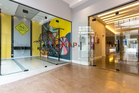 11_photo/94dce41359.3cc87b6773a85944-ATLAS-8f6ea74e-2990-4e70-b137-9cde010c71f2.jpg de kitnet/studio à venda com 0 quarto, 29m² em Centro, Curitiba