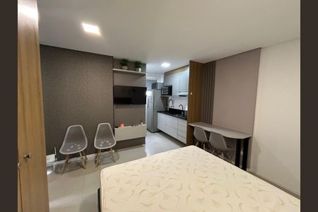 6_photo/94dce41397.428d2ff13118e275-ATLAS-9b27788f-e079-4927-8c19-f8e3e0dfbe5e.jpg de kitnet/studio para alugar com 1 quarto, 26m² em Centro, Curitiba