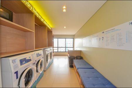 10_photo/94dce41397.7596cd7a5e018e11-ATLAS-1056b6f3-8879-41b2-ad96-6a9b19d8ea9d.jpg de apartamento à venda com 1 quarto, 25m² em Centro, Curitiba