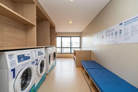 10_photo/94dce41397.c4d47808fdeca84f-ATLAS-5b55a9d9-5ee7-4e3d-9be9-a16d7405c1ca.jpg de apartamento para alugar com 1 quarto, 26m² em Centro, Curitiba