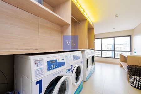 15_photo/94dce41397.e0609d9f3dac3f0e-ATLAS-020719ff-be19-426e-97f1-caedf41d2ce8.jpg de apartamento à venda com 1 quarto, 24m² em Centro, Curitiba