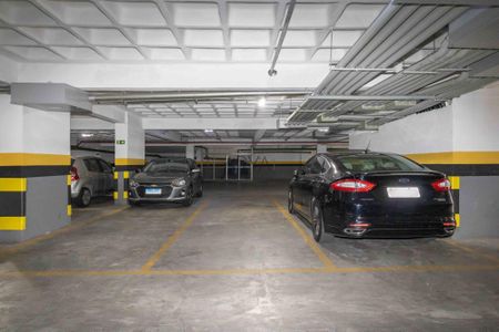 9_photo/94dce413bd.2cfbb721ba56a978-ATLAS-1611d7a6-d7df-460c-942c-bf9b63109db2.jpg de apartamento à venda com 2 quartos, 50m² em Centro, Curitiba