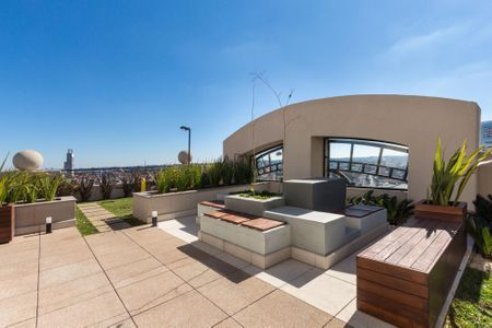 1_photo/94dce413bd.2cfbb721ba56a978-ATLAS-6e455fb5-aba5-496b-bff7-b23566da3bae.jpg de apartamento à venda com 2 quartos, 50m² em Centro, Curitiba