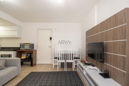 11_photo/94dce413bd.2cfbb721ba56a978-ATLAS-cd048cd9-64c7-44a7-91ec-13a235df930c.jpg de apartamento à venda com 2 quartos, 50m² em Centro, Curitiba