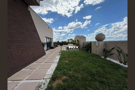 3_photo/94dce413bd.7cc5f6eb30674ee3-ATLAS-1bd3db62-7f8e-4630-a6a4-2ab32f4b3b44.jpg de apartamento à venda com 2 quartos, 50m² em Centro, Curitiba