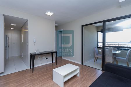 5_photo/94dce413bd.7cc5f6eb30674ee3-ATLAS-4ff84b04-2e7d-4c8c-8030-bd06e58bb278.jpg de apartamento para alugar com 2 quartos, 50m² em Centro, Curitiba