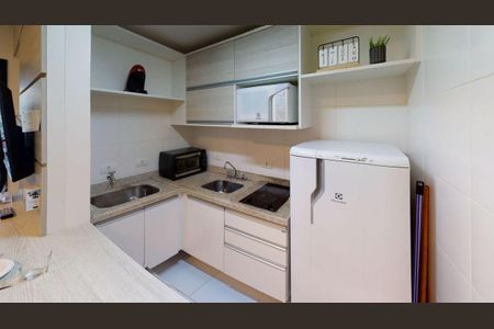 18_photo/94dce413bd.7cc5f6eb30674ee3-ATLAS-cdddba63-1fad-46c5-972a-1ef6089838cc.jpg de apartamento para alugar com 1 quarto, 40m² em Centro, Curitiba