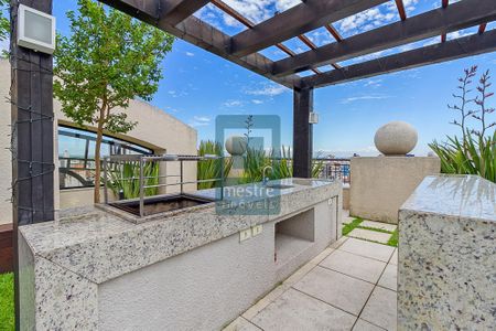 39_photo/94dce413bd.7cc5f6eb30674ee3-ATLAS-d2e71c6e-c1cd-43df-94d3-dc6e2635869f.jpg de apartamento para alugar com 2 quartos, 50m² em Centro, Curitiba